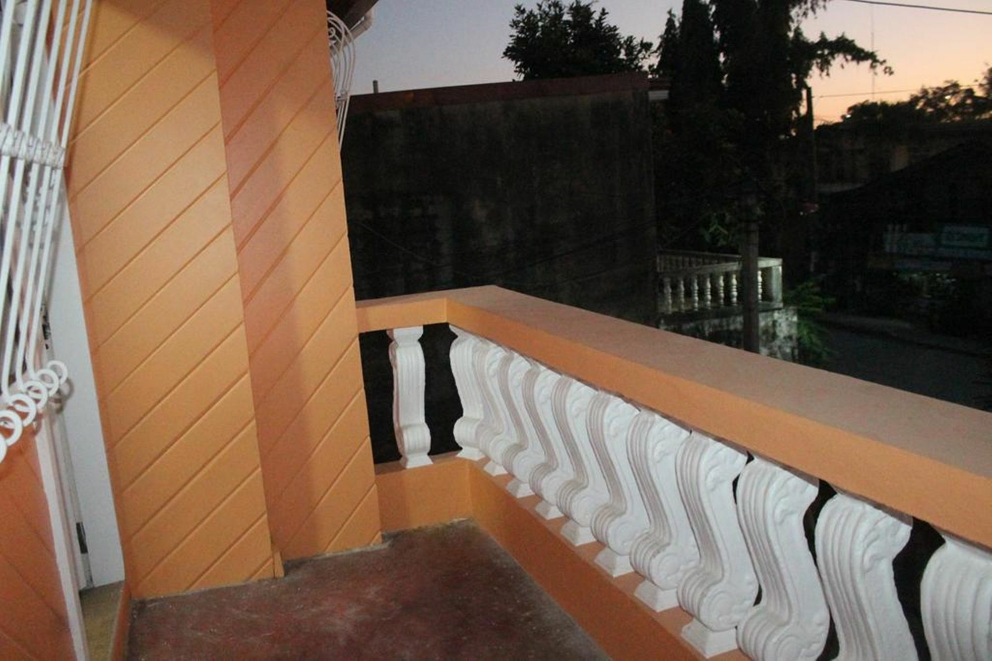 Francesca'S Inn Tagbilaran Exterior foto